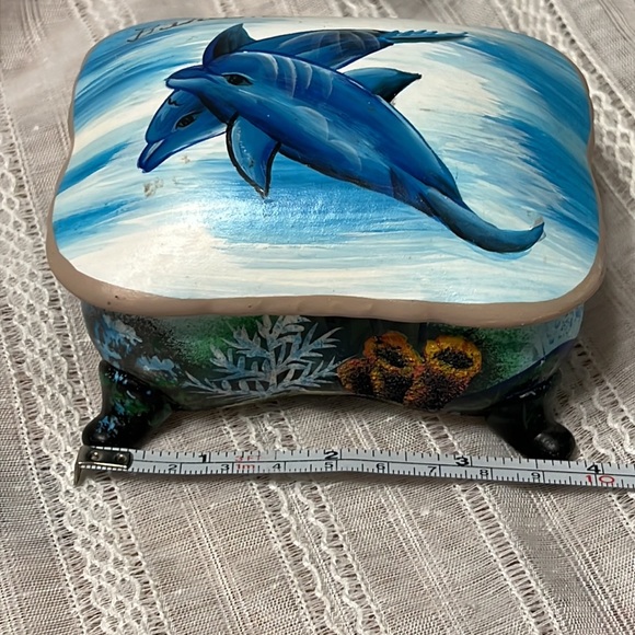 Hand Painted Ceramic Box - Picture 10 of 11